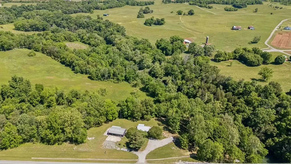 6777 Spencer Road Rock Island TN 38581