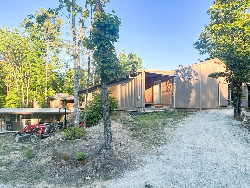 564 Deep Branch Lane Wilder TN 38589