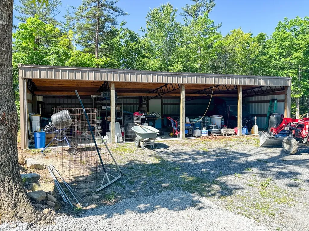 564 Deep Branch Lane Wilder TN 38589