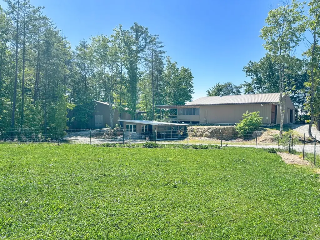 564 Deep Branch Lane Wilder TN 38589