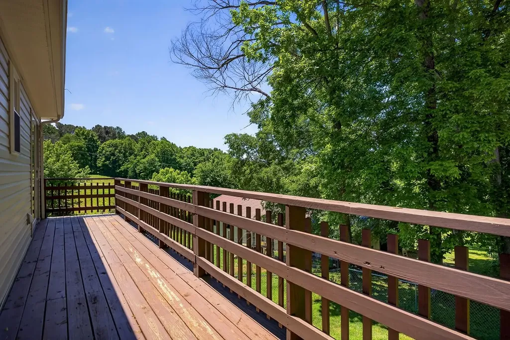 2246 Hidden Cove Road Cookeville TN 38506