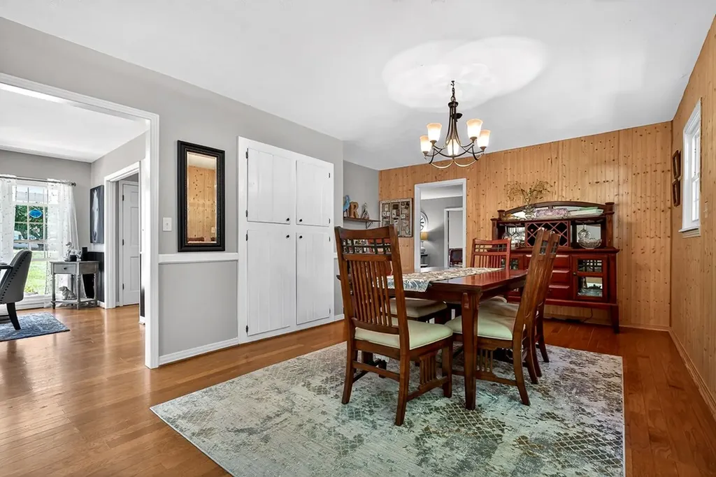 2246 Hidden Cove Road Cookeville TN 38506