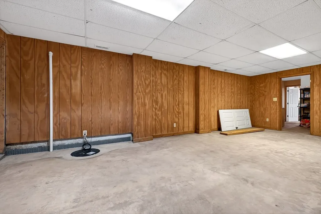 2246 Hidden Cove Road Cookeville TN 38506