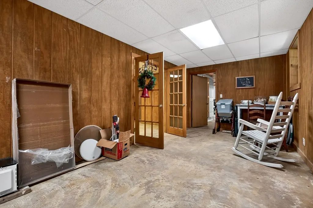 2246 Hidden Cove Road Cookeville TN 38506