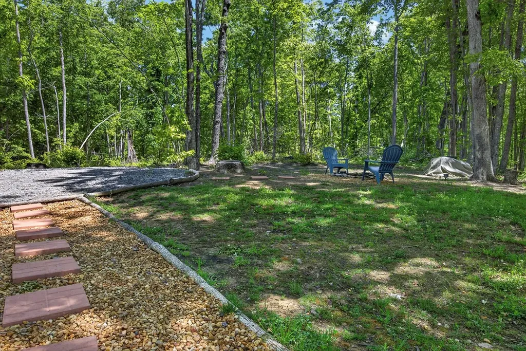 55236 Maynard Ridge Lane Crawford TN 38554