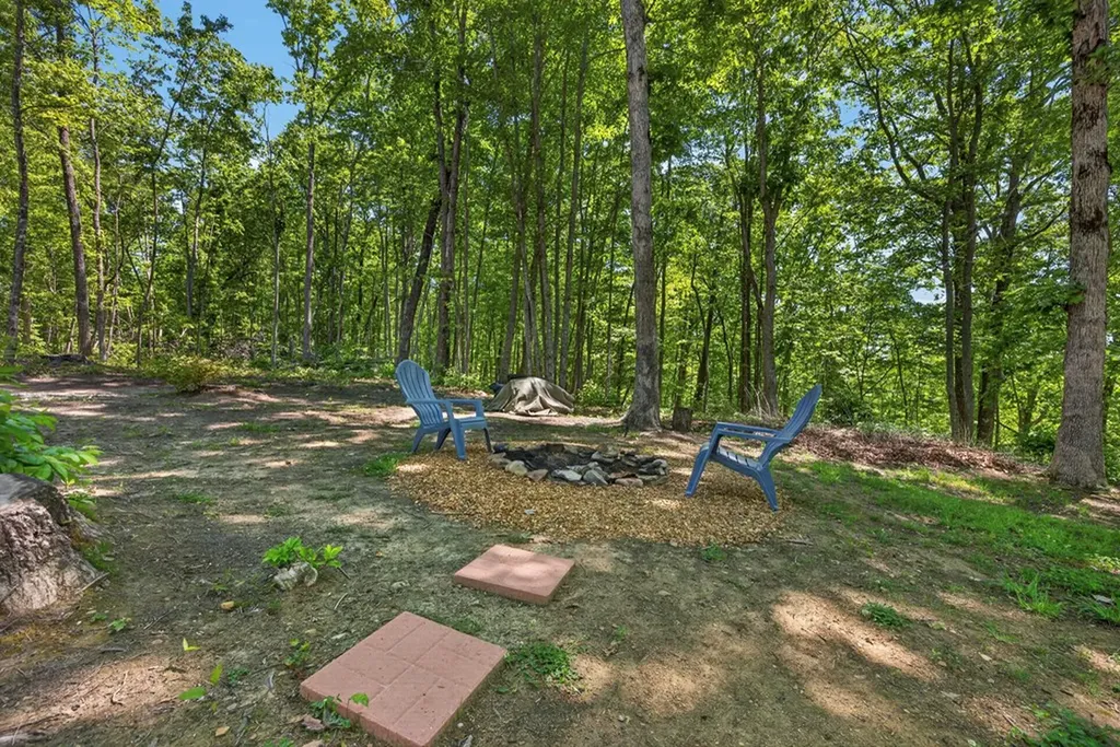 55236 Maynard Ridge Lane Crawford TN 38554