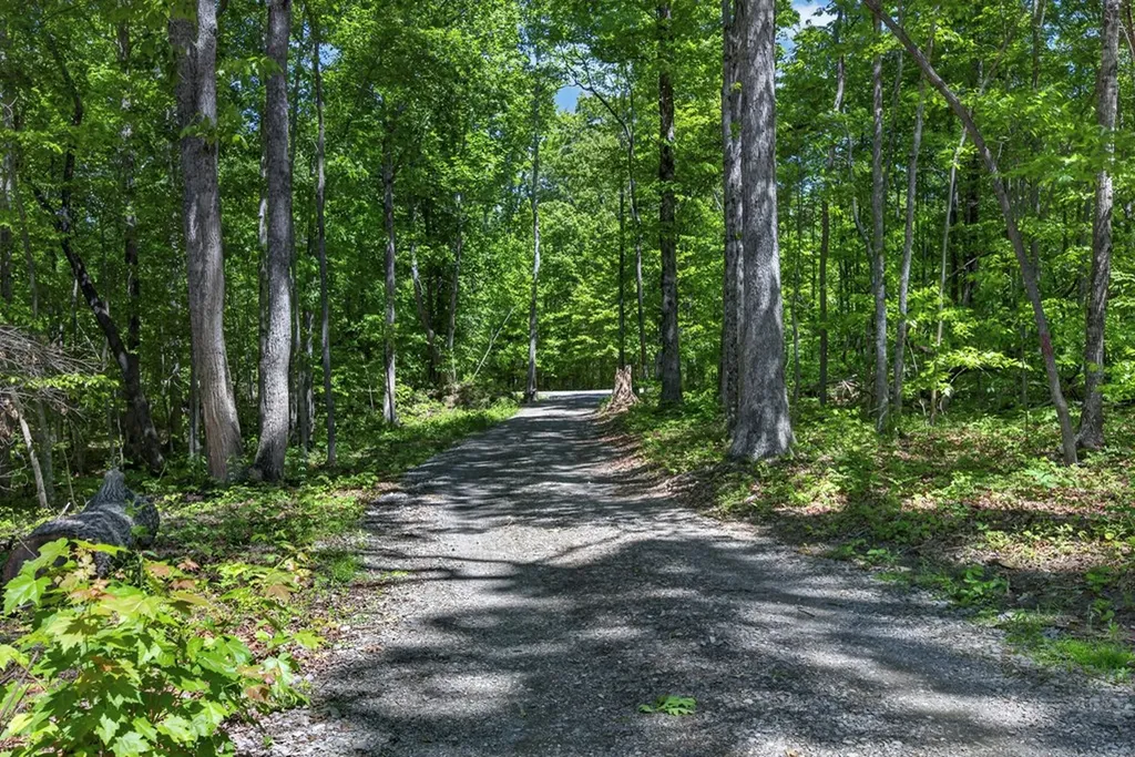55236 Maynard Ridge Lane Crawford TN 38554