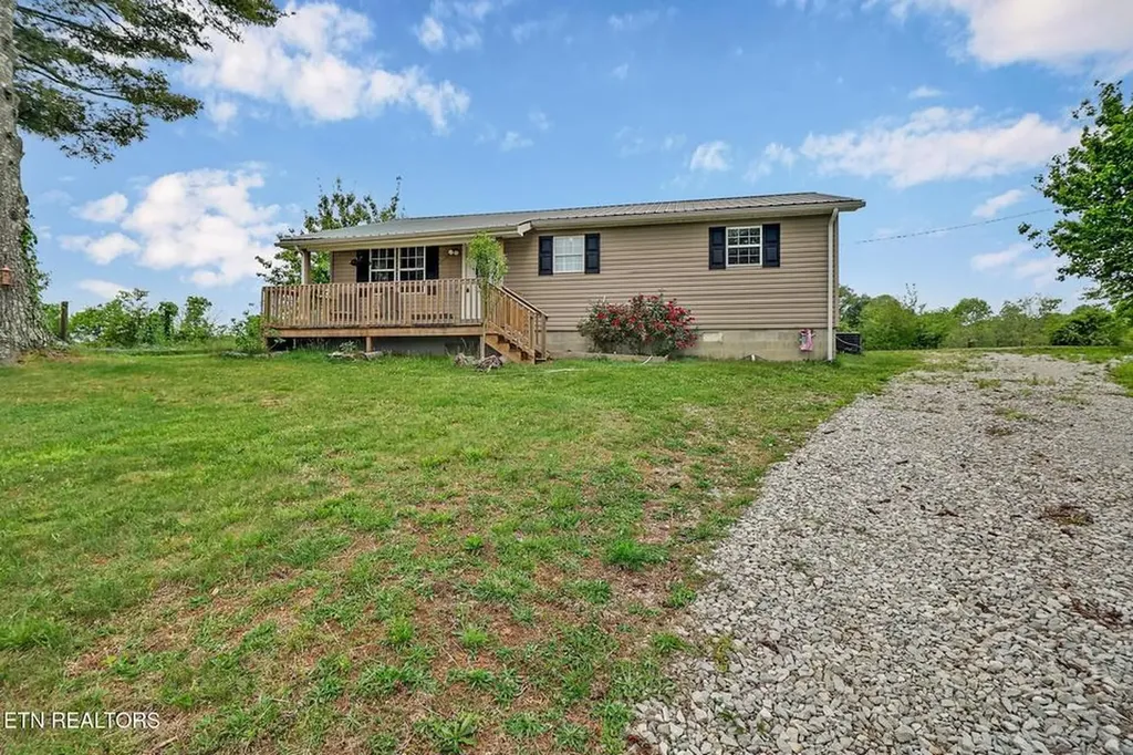 921 Barney Holt Road Jamestown TN 38556-9807