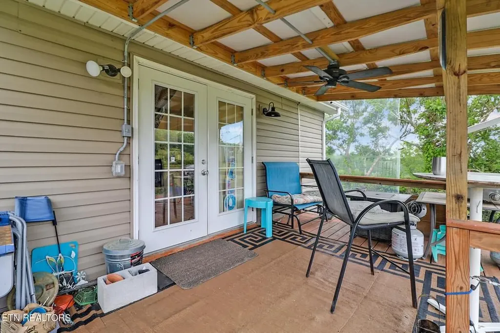 921 Barney Holt Road Jamestown TN 38556-9807