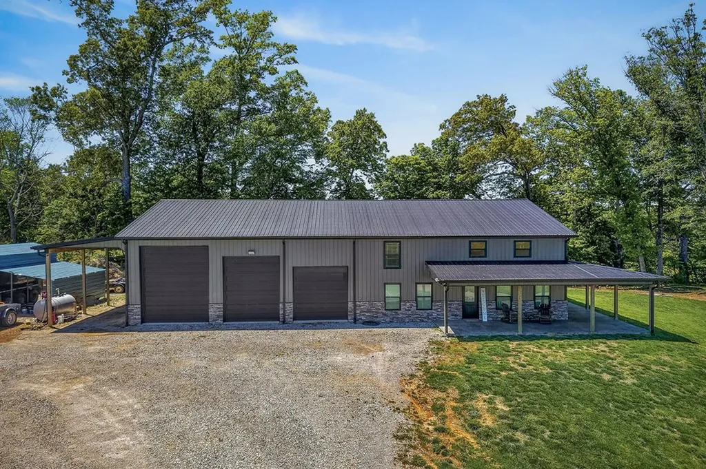 7301 Old Mill Road Baxter TN 38544