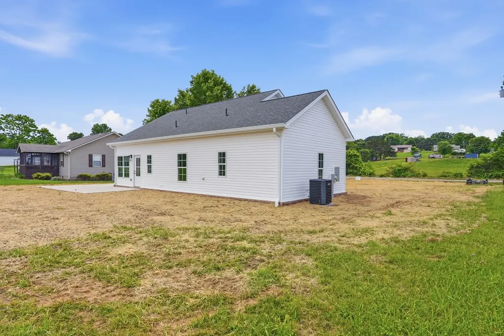 167 Fremont Doyle TN 38559