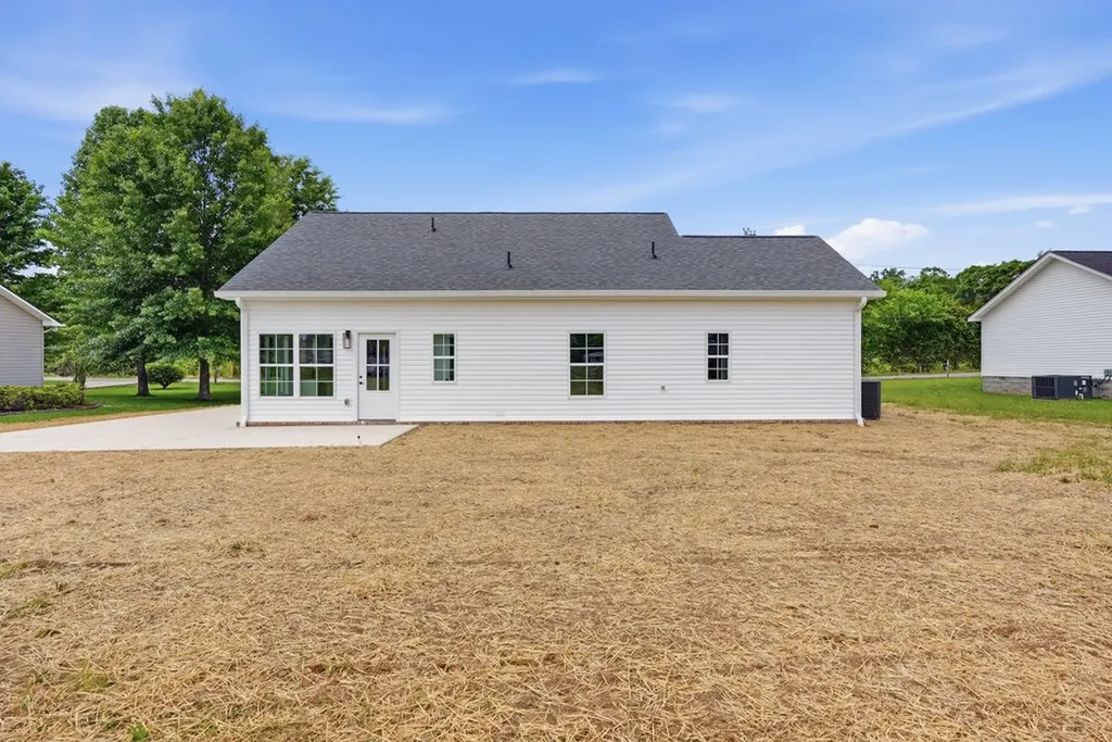 167 Fremont Doyle TN 38559