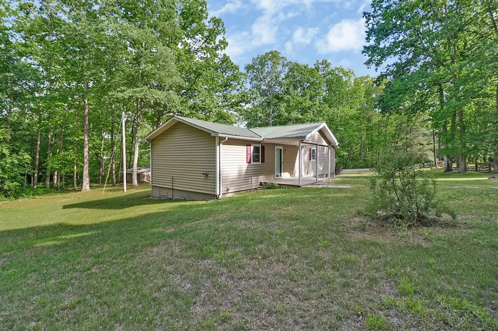 149 Horseshoe Circle Jamestown TN 38556