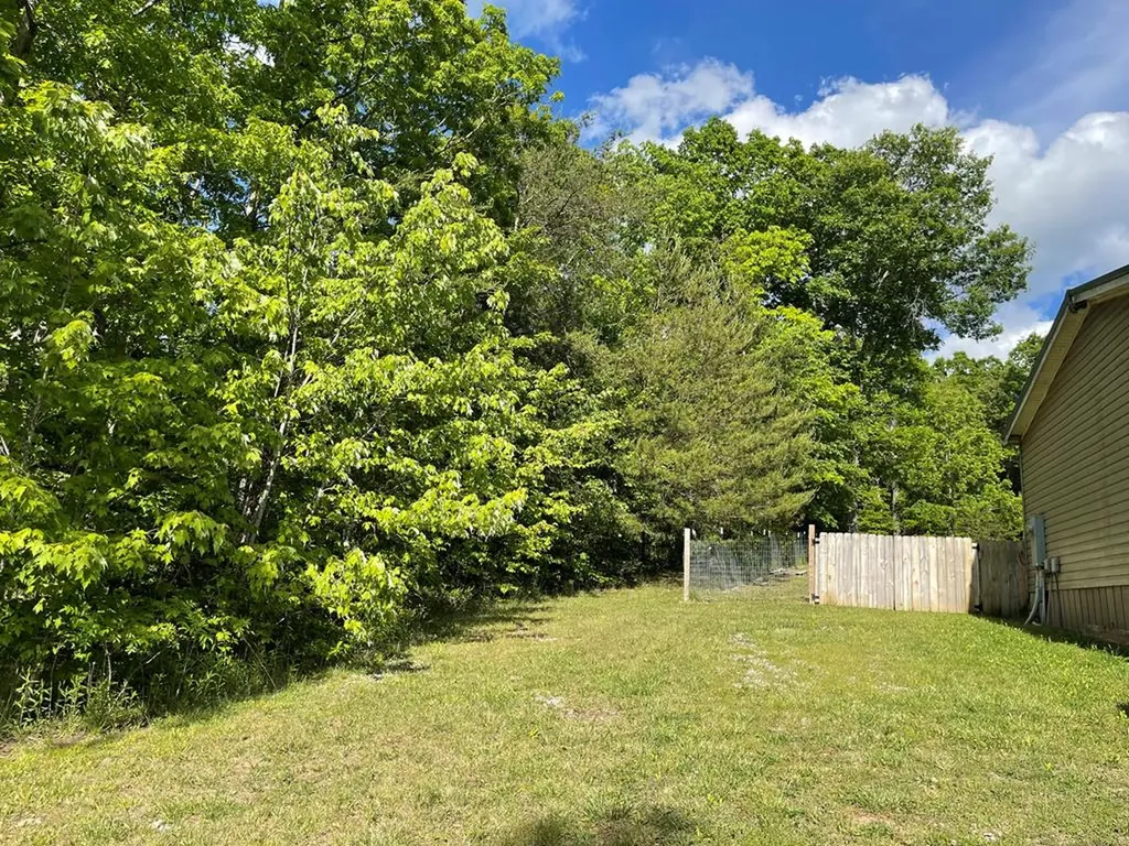 133 Thompson Road Crossville TN 38571