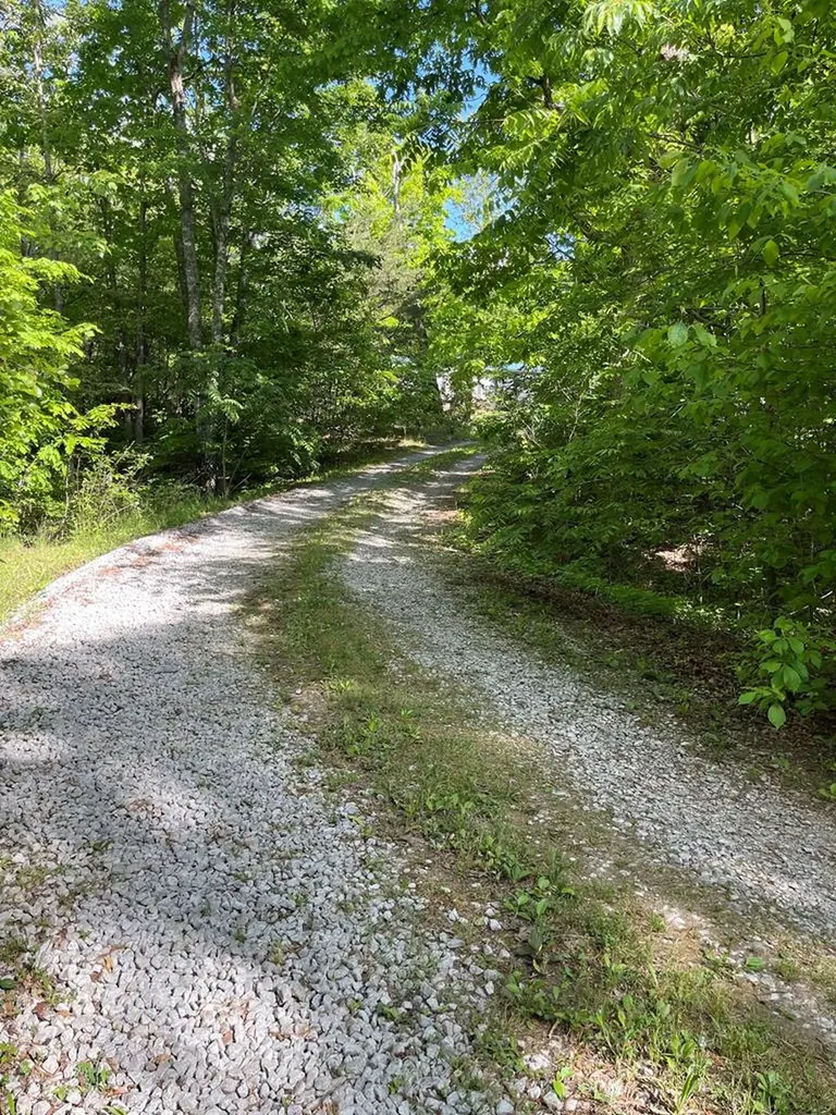 133 Thompson Road Crossville TN 38571