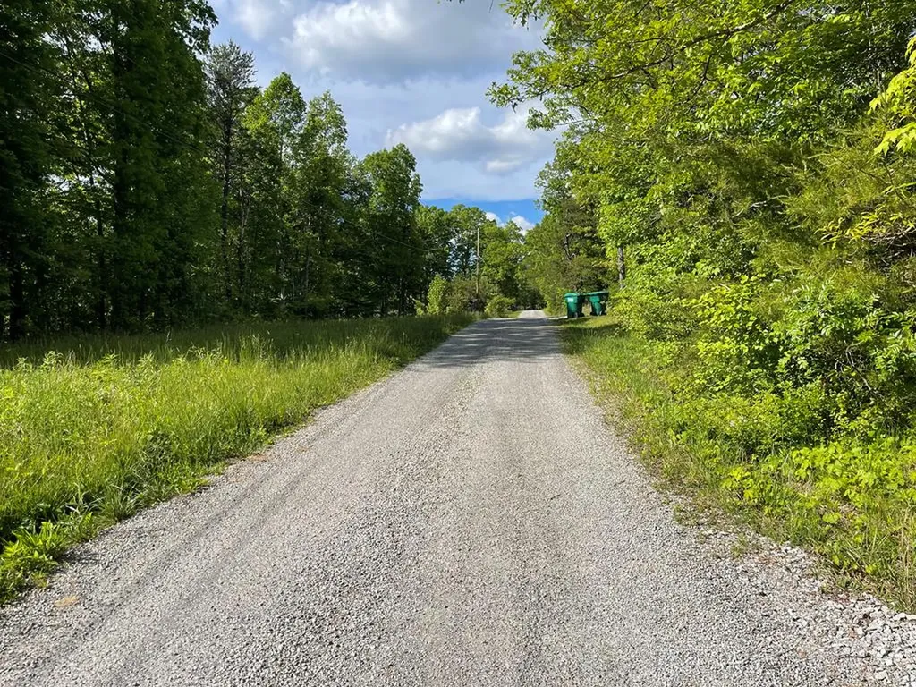 133 Thompson Road Crossville TN 38571