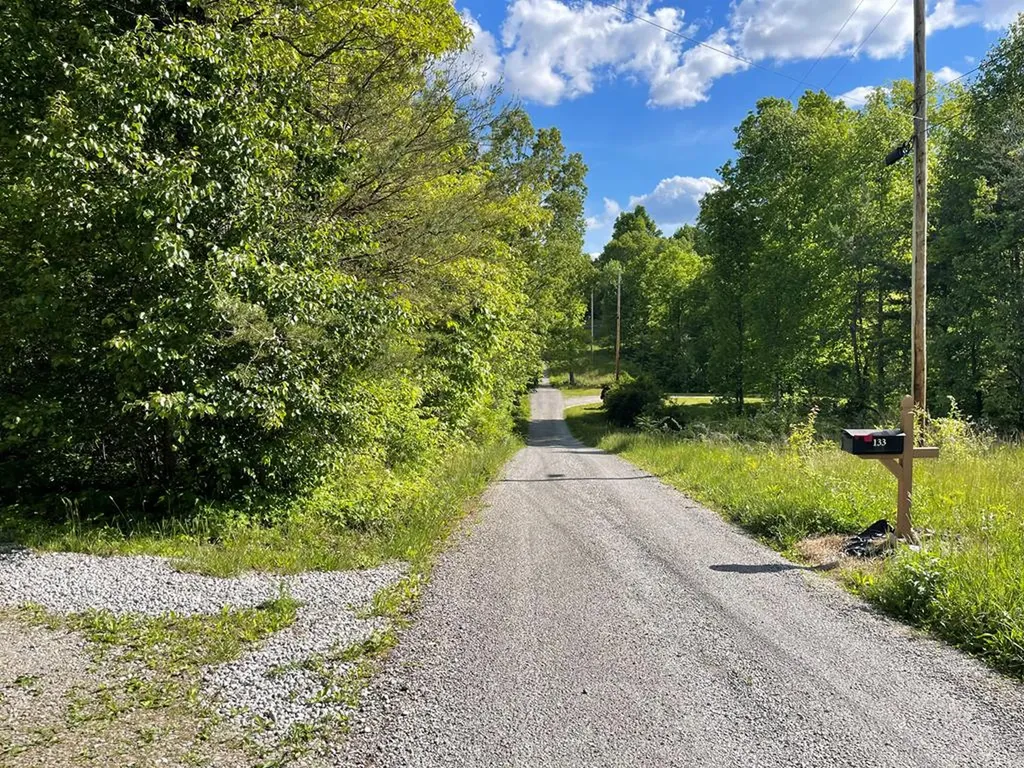 133 Thompson Road Crossville TN 38571
