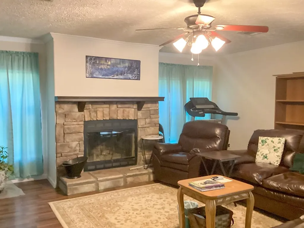 133 Thompson Road Crossville TN 38571