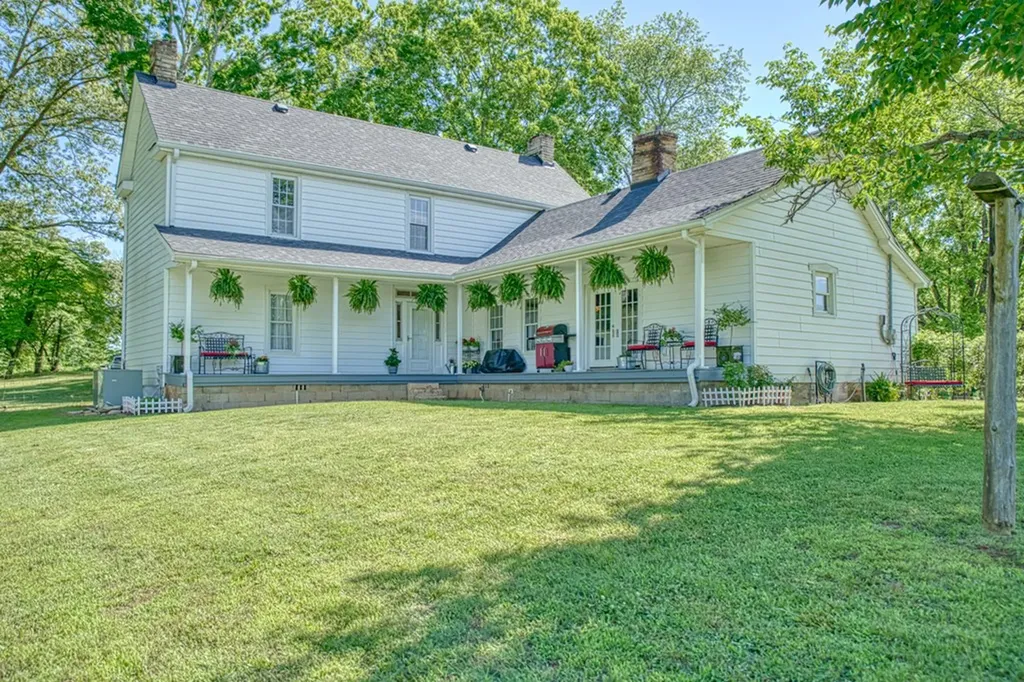 427 Frank Sims Road Sparta TN 38583-2791