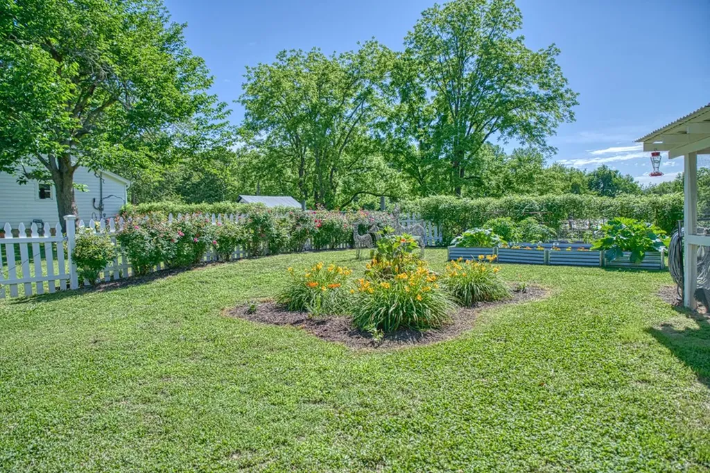427 Frank Sims Road Sparta TN 38583-2791