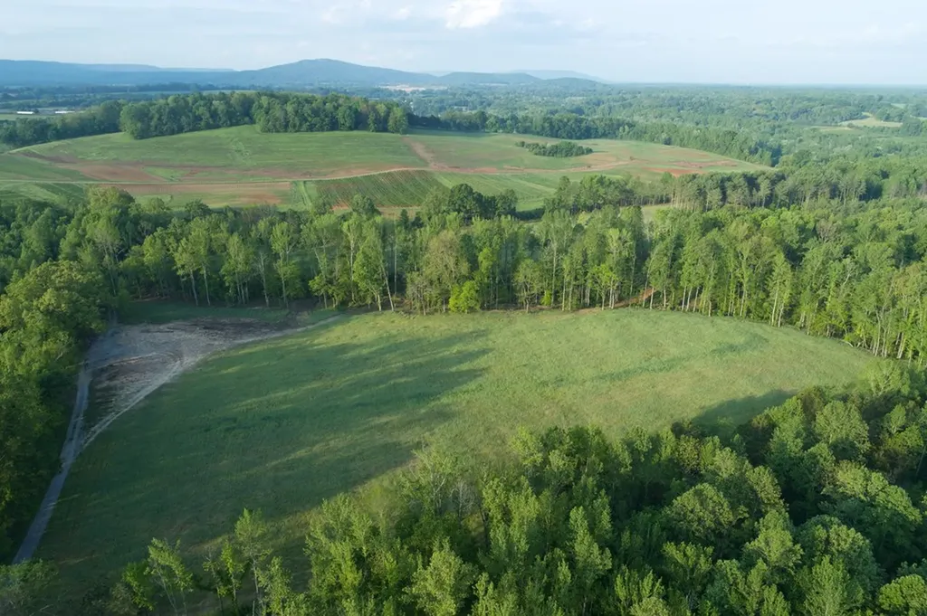 53AC Hankins Road Rock Island TN 38581