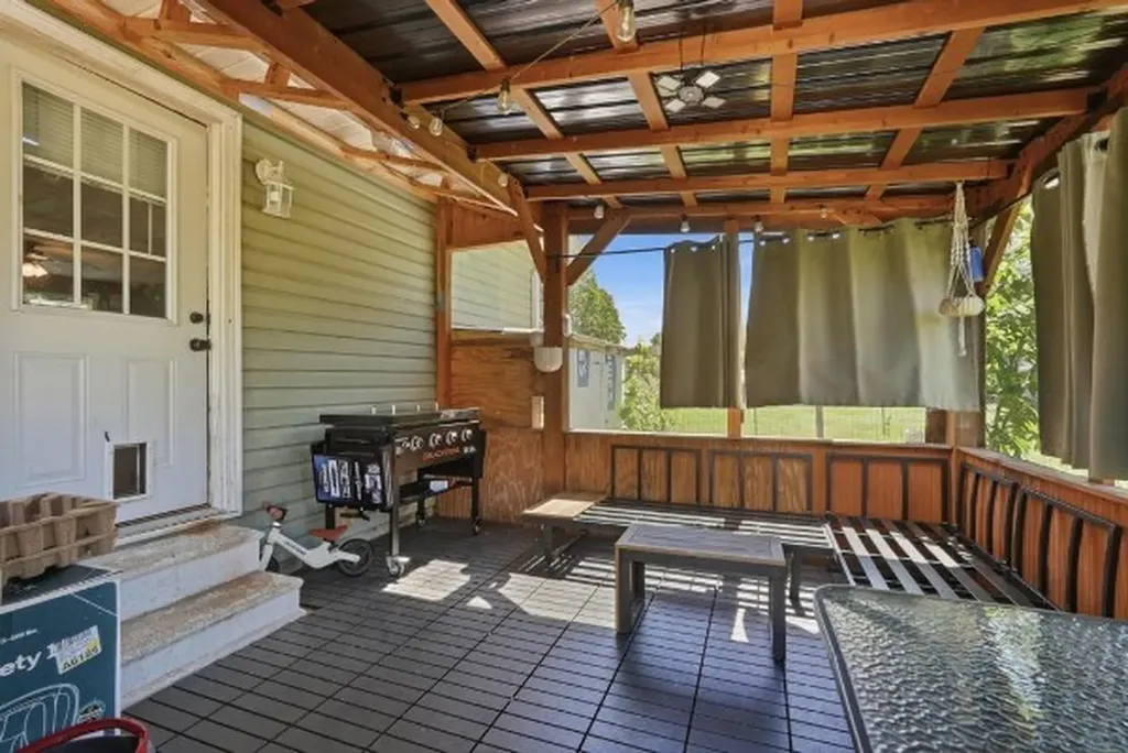 163 Haley Avenue Doyle TN 38559