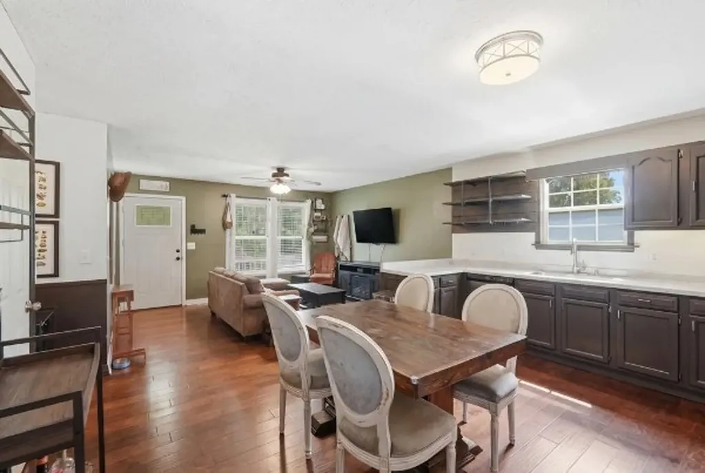 163 Haley Avenue Doyle TN 38559