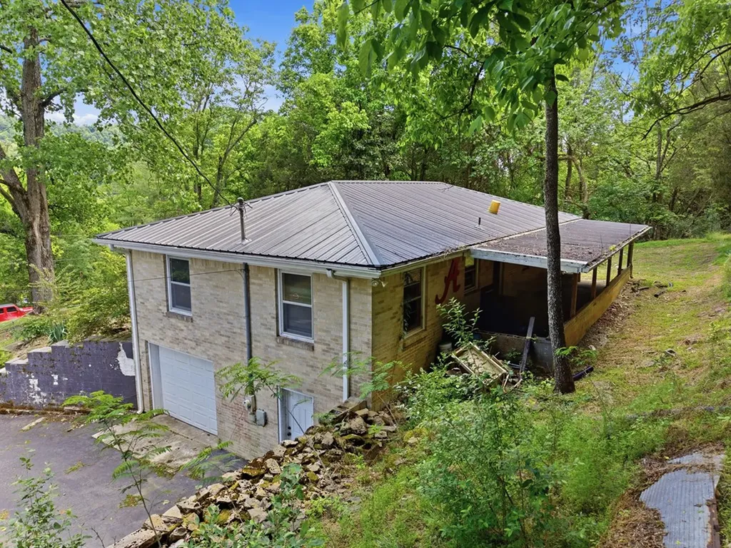 719 Hillside Drive Gainesboro TN 38562