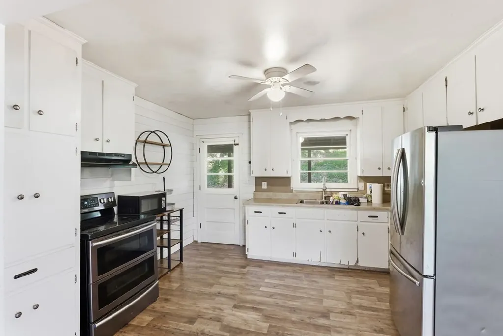 719 Hillside Drive Gainesboro TN 38562