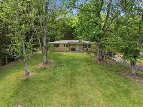 719 Hillside Drive Gainesboro TN 38562