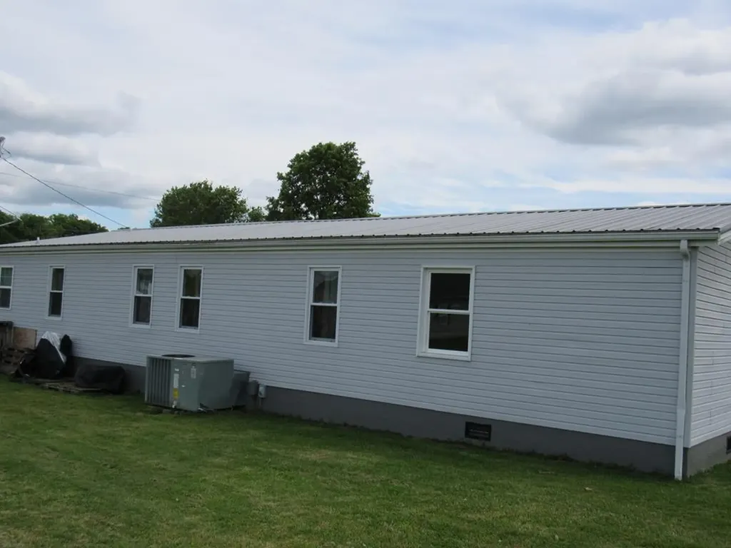 856 Corinth Sparta TN 38583