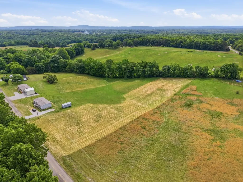 1791 Indian Mound Road Sparta TN 38583