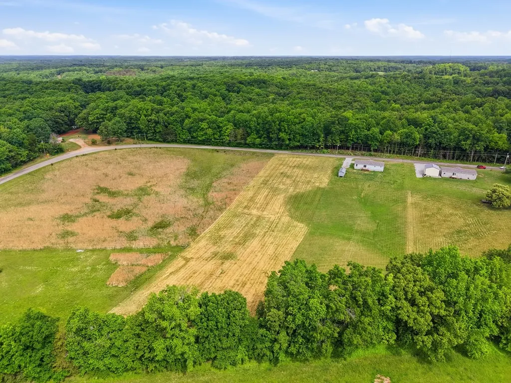 1791 Indian Mound Road Sparta TN 38583