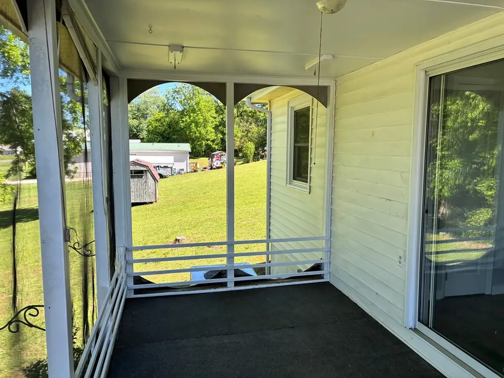 802 Water Street Livingston TN 38570