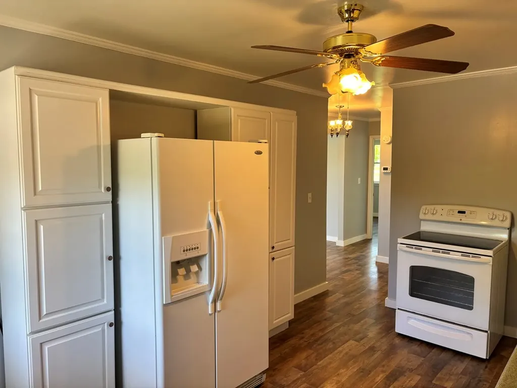 802 Water Street Livingston TN 38570