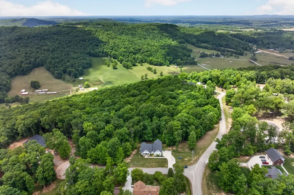 235 Overlook Point Cookeville TN 38506