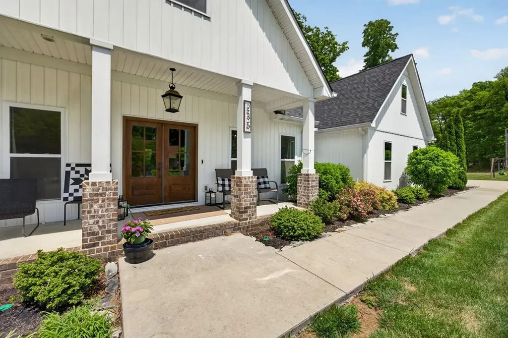 235 Overlook Point Cookeville TN 38506