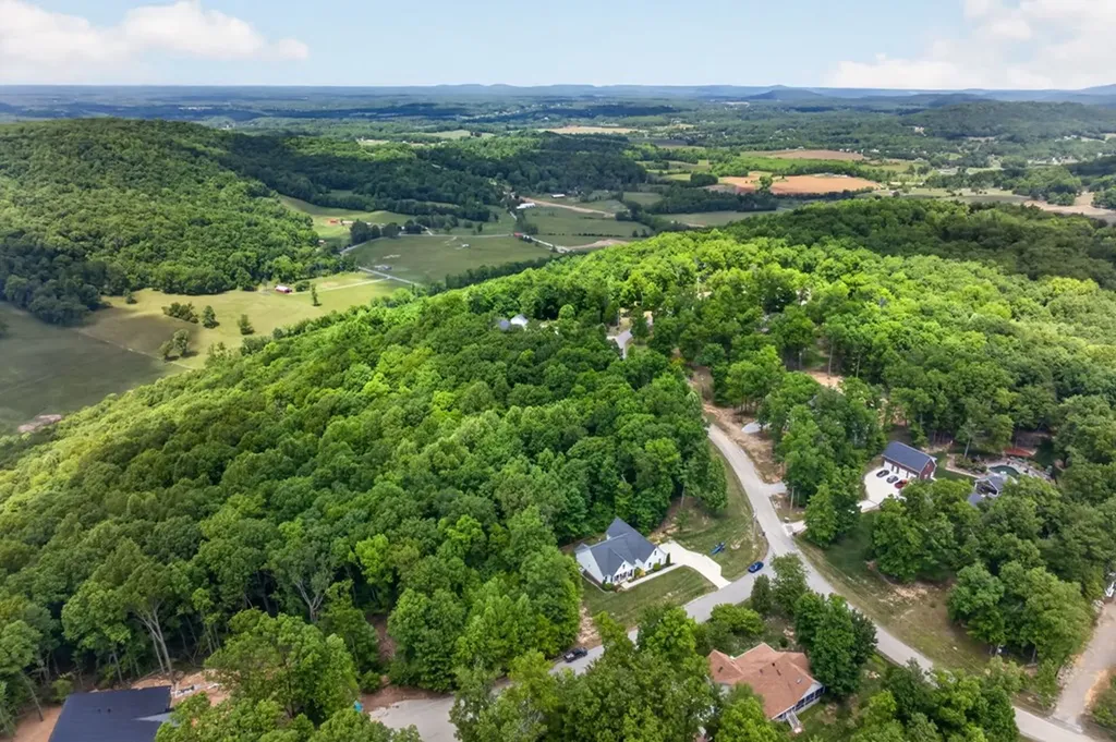 235 Overlook Point Cookeville TN 38506