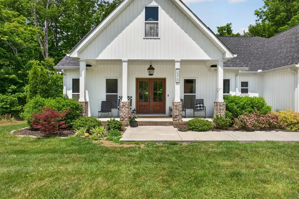 235 Overlook Point Cookeville TN 38506