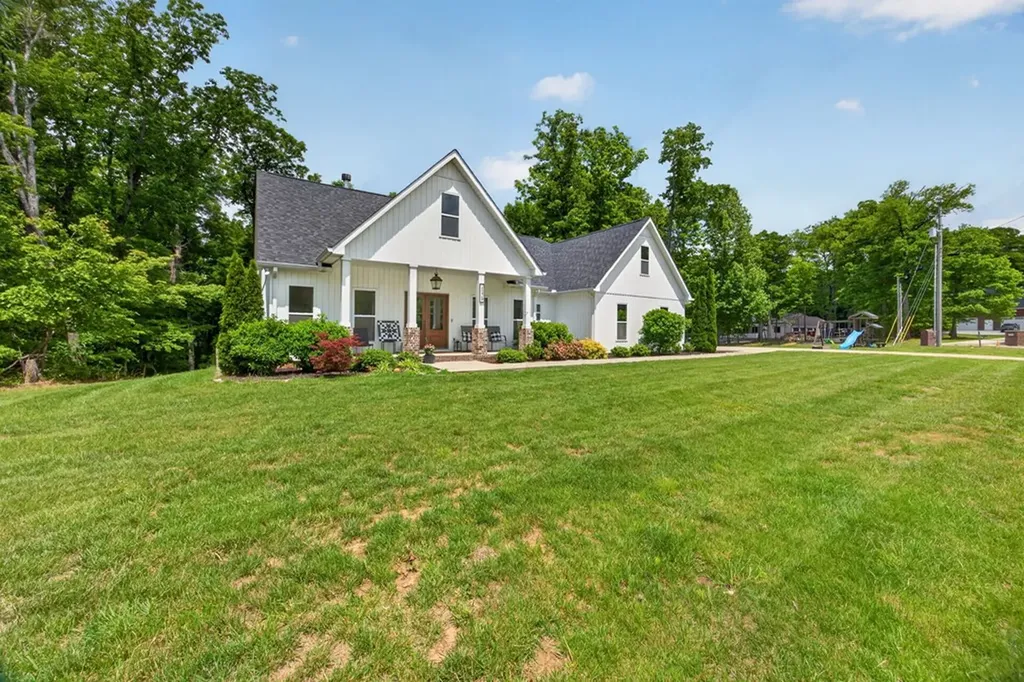 235 Overlook Point Cookeville TN 38506