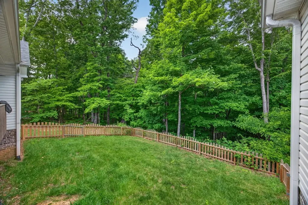 235 Overlook Point Cookeville TN 38506