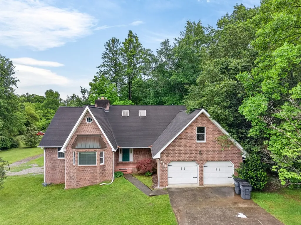 866 Pen Oak Drive Cookeville TN 38501-3757