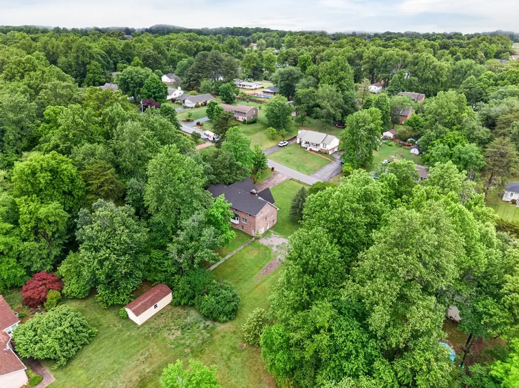866 Pen Oak Drive Cookeville TN 38501-3757