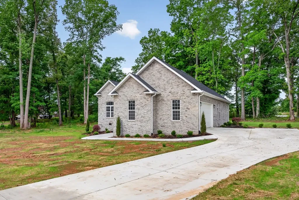 42 Todd Road Mcminnville TN 37110