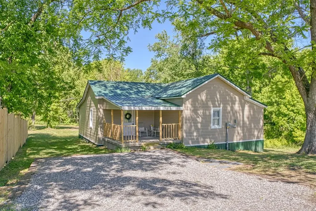 108 Twinton Park Road Crawford TN 38580