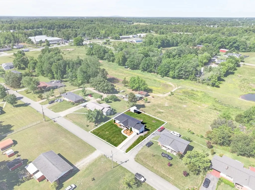 80 Royal Oak Drive Cookeville TN 38501