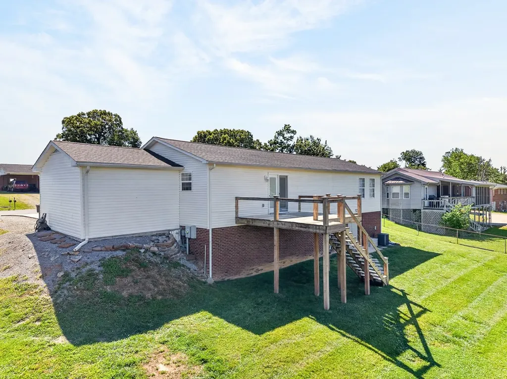 80 Royal Oak Drive Cookeville TN 38501