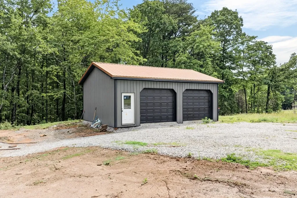 831 Ib Maynard Road Spencer TN 38585