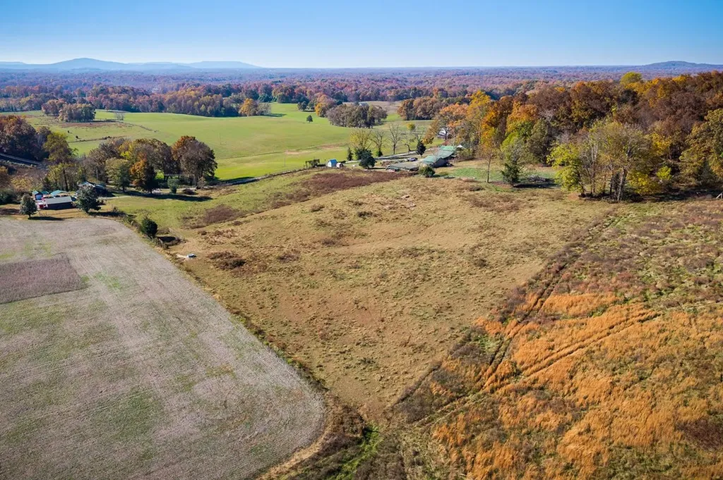 23.19 Ac Webbs Camp Road Walling TN 38587