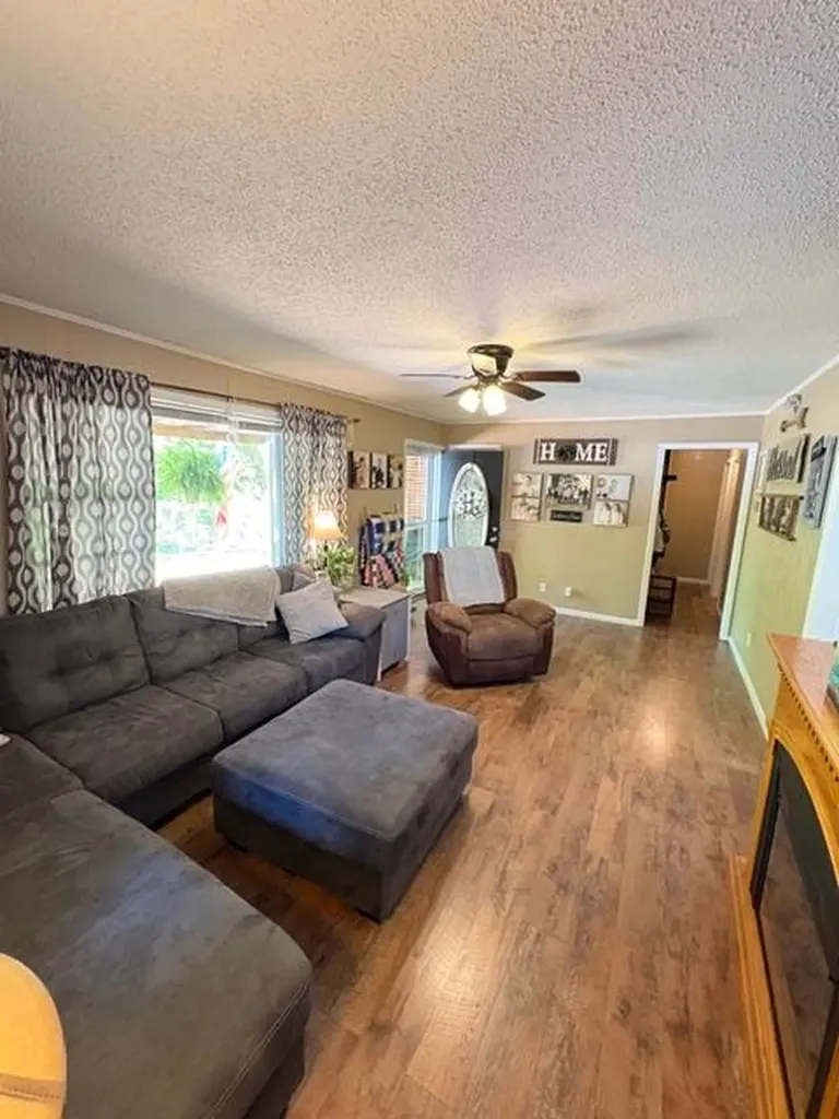 148 Lester Ledbetter Lane Hilham TN 38568
